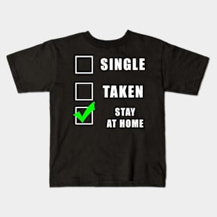 Social distancing - Single or taken funny gift Kids T-Shirt